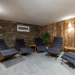 Mooshaeusl Large Chalet