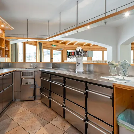 Chalet Mooshaeusl Large Hopfgarten im Brixental