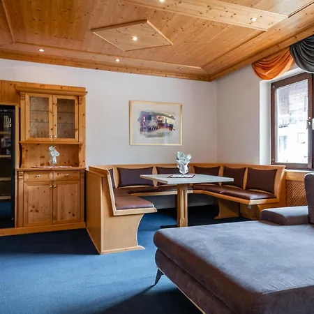 Mooshaeusl Large * Hopfgarten im Brixental