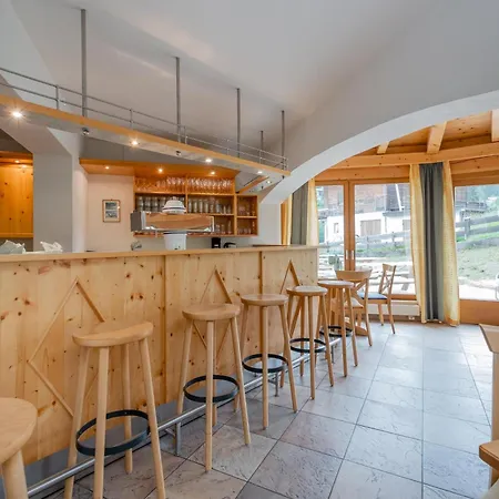 Mooshaeusl Large Chalet *