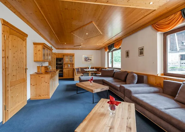 Mooshaeusl Large شاليه *